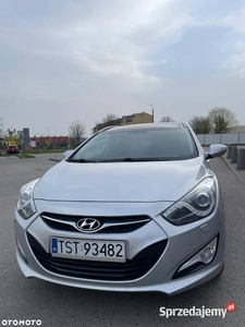 Hyundai i40 Pełne Wyposażenie, niski przebieg !