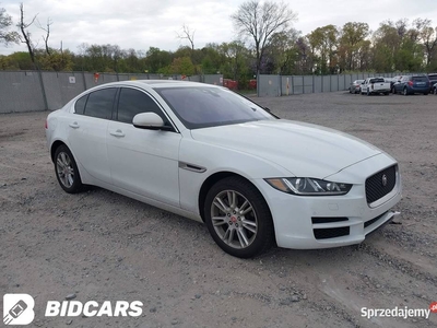 Jaguar Xe 25T Premium AWD