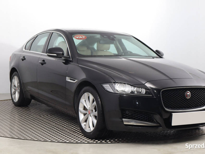 Jaguar XF 2.0 Turbo