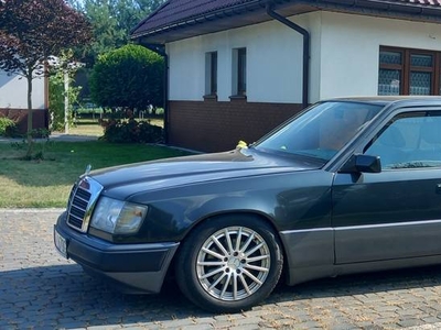 Mercedes W124 1992r. 230E benzyna sedan