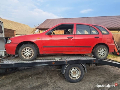 Nissan Almera 1.6 benzyna 98r.