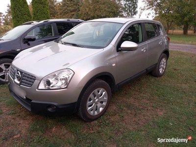 Nissan Qashqai 1.6 benzyna