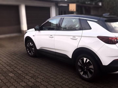 Opel Grandland x 1.6 automat