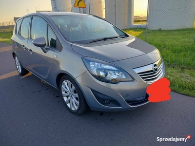 Opel Meriva z 2013r.