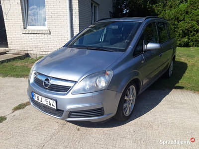 Opel Zafira B 1.8 7 osobowa sprowadzona