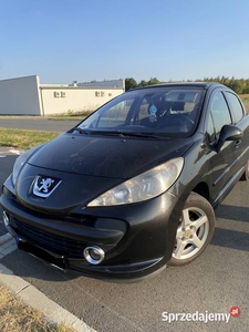 Peugeot 207 , stan dobry, komplet kół zimowych,