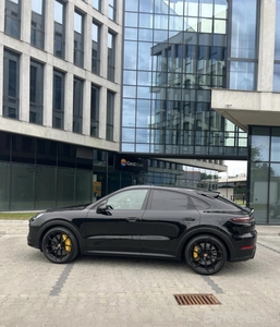 PORSCHE CAYENNE TURBO GT 640KM