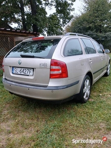 Skoda Octavia II 2FSI 215tys przebiegu technicznie bez zastrzerzen