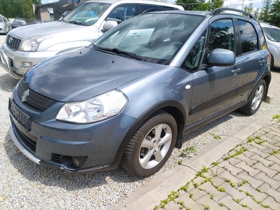 SUZUKI SX4 Hak-Alu-KeyLess-Klima