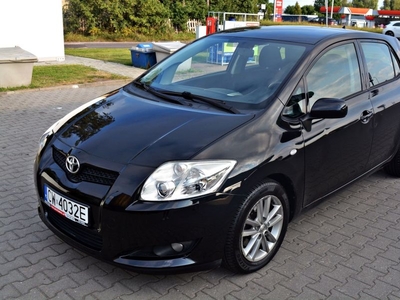 Toyota Auris 2.0 D-4D Luna