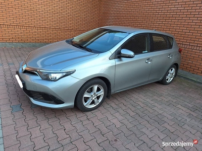 Toyota Auris 1.6 lpg prywatny bezwypadkowy krajowy serwisowany