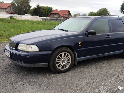 Volvo V70 II