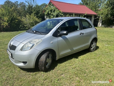 Zadbana Toyota Yaris II 2007r.od pierwszej właścicielki z wieloma gratisami