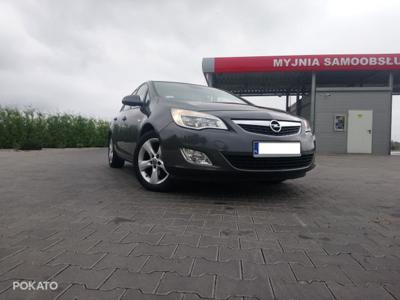 Sprzedam Opel Astra J (IV)