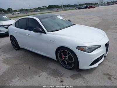 Alfa Romeo Giulia II Sedan Facelifting 2.0 Turbo 280KM 2022