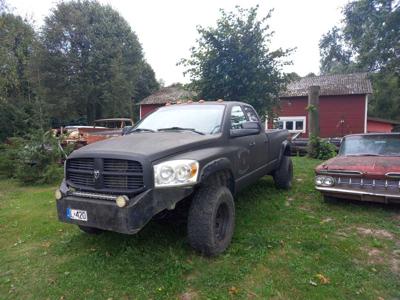 Dodge RAM 3500, diesel cummins 6.7L 2008, manual 6 4x4