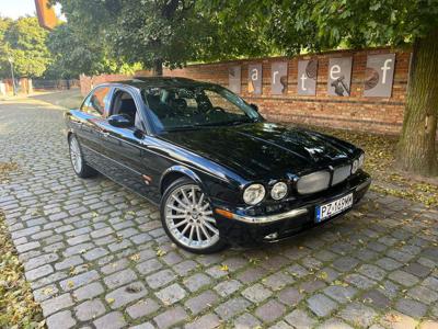 Jaguar XJR 4,2 Supercharged 2003 rok. bardzo zadbany