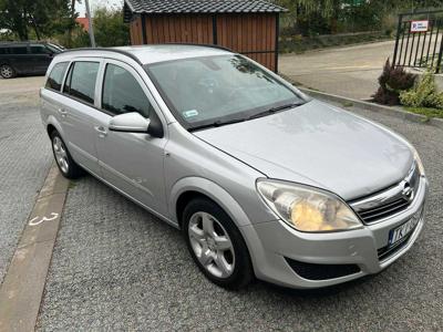 Opel Astra 1.7 CDTI OKAZJA ! 8600ZŁ ZADBANA ! 2 KPL Kół