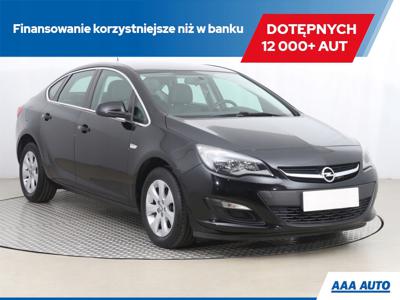 Opel Astra J Sedan 1.4 Turbo ECOTEC 140KM 2018