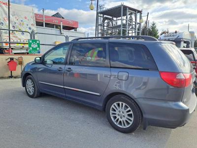 Toyota Sienna 2009