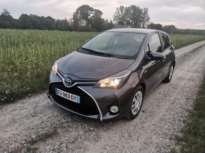 Toyota Yaris 3 automat hybryda mały przebieg.