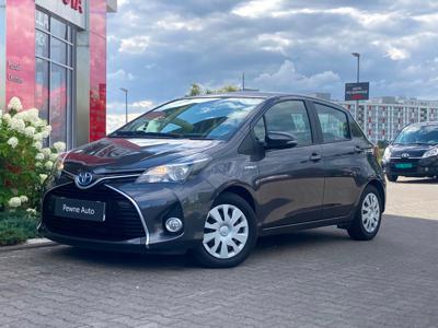 Toyota Yaris III Hatchback 5d Facelifting Hybrid 100KM 2016