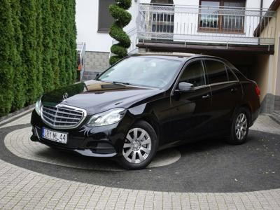 Mercedes E 220