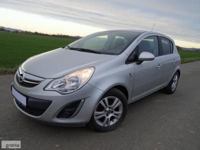 Opel Corsa D 1.4 benzyna / tylko 97 tys km przebiegu / bogata