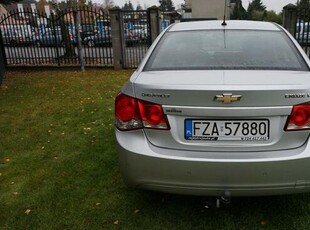 Chevrolet Cruze samochód z mocnym silnikiem. Gwarancja