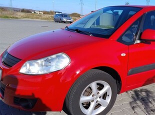 Sprzedam Suzuki SX4 1,6 benzyna.