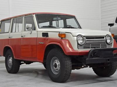 Używane Toyota Land Cruiser - 70 000 PLN, 100 000 km, 1975