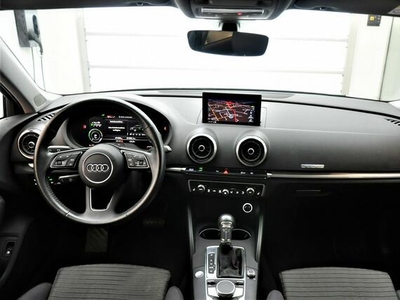 Audi A3 e-tron PlugIn 1.4 TFSI 150/204 KM Stronic Virtual Led Tempomat Nav