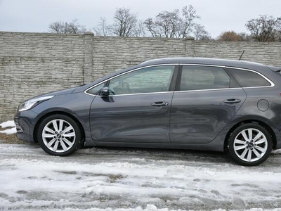 Kia Cee'd 1.6 135KM automat LED Navi Panorama Półskóra Kamera