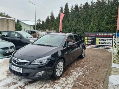 Opel Astra / 1.7 diesel/ Pół skóry / Grzane kierownica / Biksenon / Gwarancja