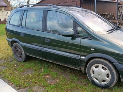 Opel Zafira 1,6 2002 r