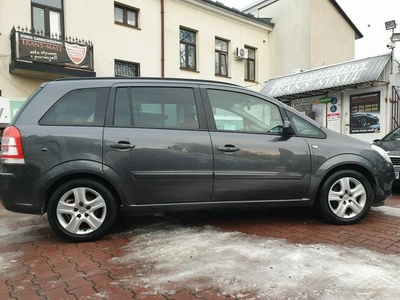 Opel Zafira 1.8 Benzyna. 7 osób. Klima. Navi. 2 kpl kół. Serwisowany. Z Niemiec.