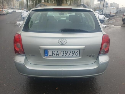 Toyota Avensis 2007 · 344 700 km · 1 998 cm3 do negocjacji