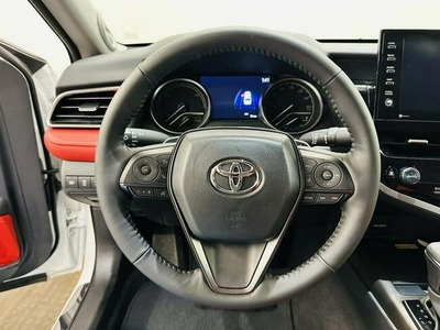 Toyota Camry Hybrid XSE