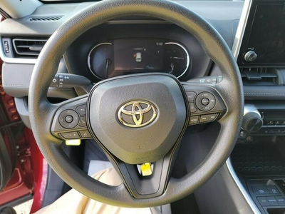 Toyota RAV-4 LE