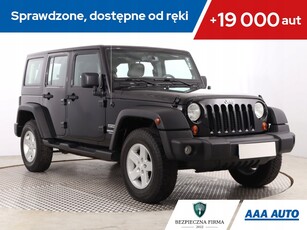 Jeep Wrangler III Unlimited Facelifting 2.8 DOHC I-4 Turbo CRD 200KM 2013