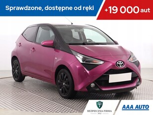 Toyota Aygo II Hatchback 3d Facelifting 1.0 VVT-i 72KM 2018