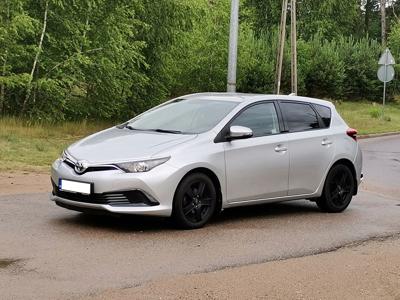 Używane Toyota Auris - 41 799 PLN, 172 000 km, 2016