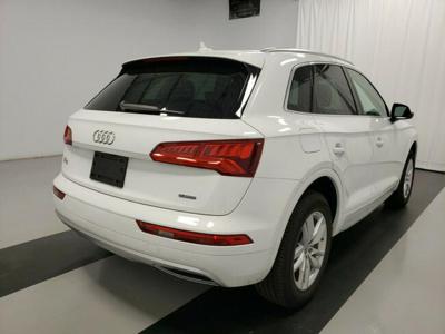 Audi Q5 Premium 45 TFSI quattro 2020