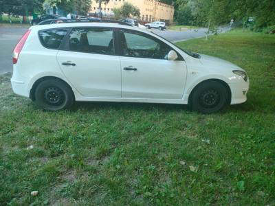 Używane Hyundai I30 - 13 000 PLN, 332 848 km, 2011