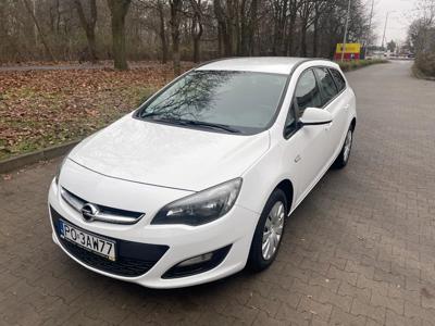 Używane Opel Astra - 26 900 PLN, 290 900 km, 2013