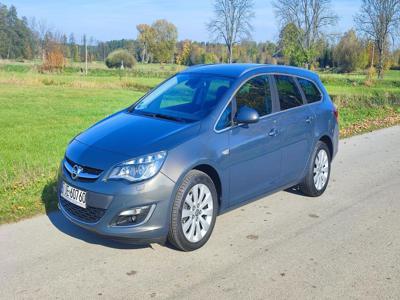 Używane Opel Astra - 29 900 PLN, 262 000 km, 2014