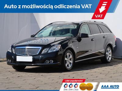 Używane Mercedes-Benz Klasa E - 52 000 PLN, 244 789 km, 2009