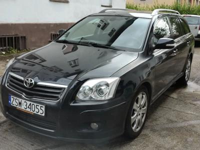 Używane Toyota Avensis - 12 000 PLN, 290 247 km, 2007