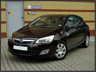 Używane Opel Astra - 31 900 PLN, 146 732 km, 2012