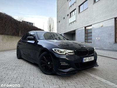 BMW Seria 3 320i